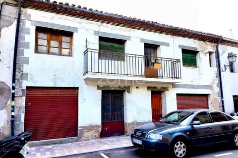 Identificação do imóvel: ZMES506377 Building for sale with project in Buitrago del Lozoya, nerve center of the Sierra Norte de Madrid. The building is divided into 2 floors. The surface below has 150 m2 and exit to garden or large outdoor patio. The ...