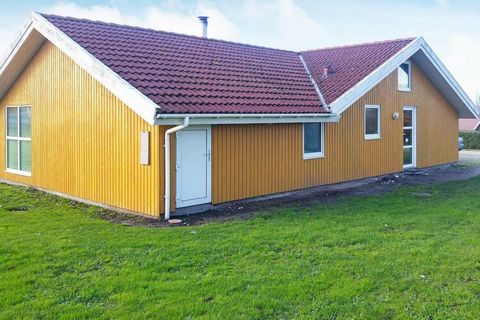 This well-kept and well-appointed holiday home with swimming pool, stand-up hot tub and sauna is located in a popular holiday home area on the scenic island of Als close to the Danish-German border and approx. 200 m from the sea and bathing beach. Th...