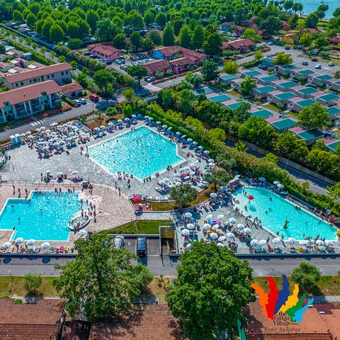This accommodation is located in a beautiful park only 3 km from Sirmione, a peninsula and at the same time a town located south of Lake Garda. The park offers a plenty of facilities that guarantee a pleasant holiday. Three large swimming pools await...