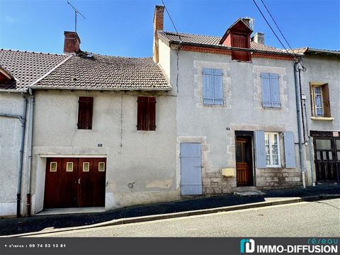 Mandate N°FRP160337 : House approximately 80 m2 including 5 room(s) - 3 bed-rooms - Garden : 350 m2. - Equipement annex : Garden, Garage, double vitrage, Fireplace, - chauffage : bois - Expect some renovation - Class Energy F : 388 kWh.m2.year - More...