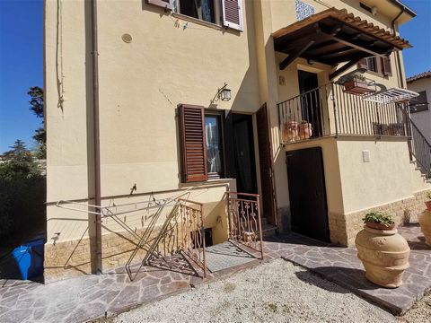 CASTIGLIONE DEL LAGO PAESE, CASTIGLIONE DEL LAGO, Apartment for rent of 40 Sq. mt., Good condition, Heating Centralized, Energetic class: G, placed at Ground on 2, composed by: 2 Rooms, Kitchenette, , 1 Bedroom, 1 Bathroom, Price: € 400