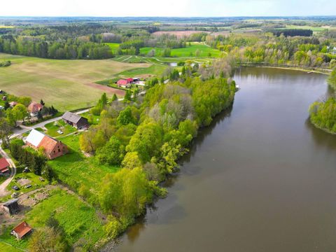 We invite you to familiarize yourself with the unique offer of plots for sale with access to the lake in the picturesque town of Wielimowo, located in the charming district of Ostróda. Plots with registration numbers 62 and 63 together form a spaciou...
