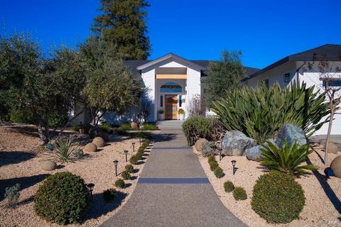 Welcome to your dream home in the heart of California's Wine Region. This impeccably designed Modern Farmhouse is nestled in the heart of Napa Valley's most coveted hamlet, St. Helena. It is truly an oasis with dreamscape views, wondrous sunrises, an...