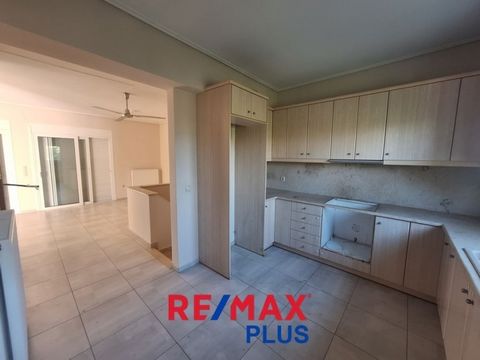 Loutraki-Perachora, Karbounari, Detached house For Sale, 101 sq.m., Property Status: Very Good, Floor: Ground floor, 2 Level(s), 2 Bedrooms 1 Kitchen(s), 1 Bathroom(s), 1 WC, Heating: Central - Petrol, View: Good, Building Year: 2006, Energy Certific...