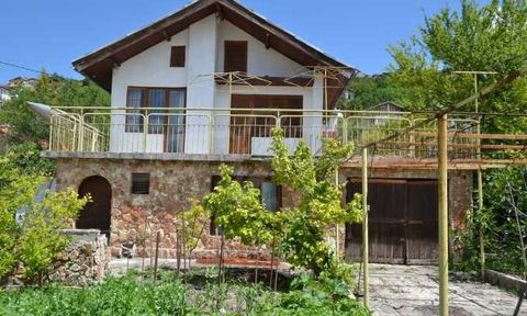 SUPRIMMO Agency: ... Villa for renovation, located in a first-class location near the resort. Albena . The house was built in 1985 and has a total built-up area of 90 sq.m., and the sea is only 350 meters away. This southern property consists of two ...