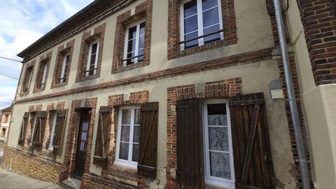 Alain MERCIER offers you in Rugles 27250 a large volume townhouse, and second independent house, budget 186.100 Euros, fees to be paid by the seller, ground floor, 3 large spacious rooms, kitchen, living room, toilet washbasin, laundry room, pantry, ...