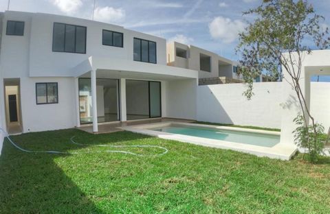 DME261-2 Residence with garden, private pool and clubhouse, Zona Norte for sale, Merida.   House ready for you to move in right away or use it for the first time on your next vacation. With entertainment spaces for all ages.   With magnificent lighti...