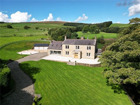 Admergill house is an impressive country residence located in a private location within easy reach of excellent transport links and on the edge of the popular Ribble valley. The five-bedroomed main house and accompanying two-bedroom annex / lodge hav...