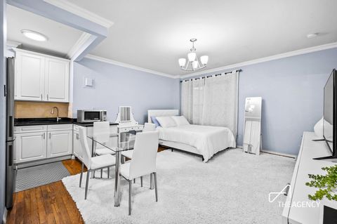 Discover the perfect blend of charm and efficiency in this exquisite studio apartment, meticulously designed. The well-proportioned layout maximizes functionality, ensuring that every square foot is utilized to its fullest potential. The soaring 9-fo...