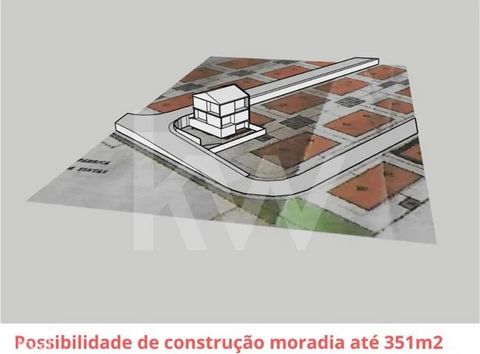 Lote de Terreno para Construção em Vialonga Oportunidade Única para Projetar a Sua Moradia de Sonho! Apresentamos um lote de terreno excecional, localizado no coração da nova urbanização do Bairro do Cerrado em Vialonga, uma área em franco desenvolvi...