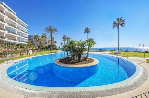 LOCATION! LOCATION! LOCATION! – BEACHFRONT BEACHSIDE APARTMENT IN CALAHONDA! Don't miss out on this rare chance to own a property in one of Calahonda's most prestigious beachfront communities, where listings are few and far between! This bright and s...