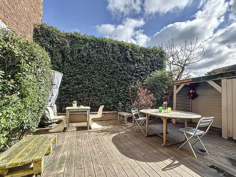 COMME UNE MAISON, APPARTEMENT AVEC UN BEL EXTERIEUR BIEN ORIENTE