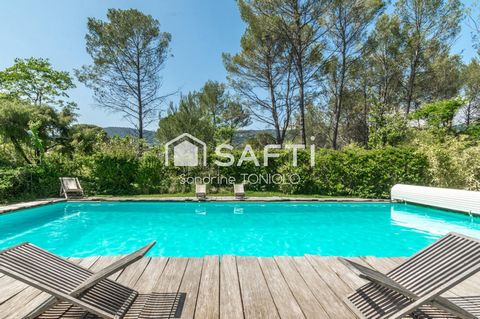 Villa moderniste avec piscine