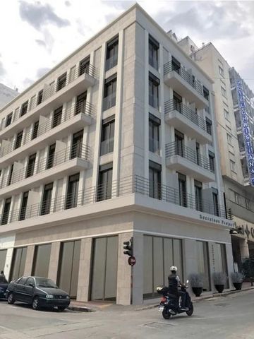 Atenas, Omonoia, Complejo residencial En venta, 1.143 m², 4 Plantas, 20 Dormitorios 20 Baño(s), Calefacción: Autónoma - Fan Coil, Año de construcción: 1963, Año de renovación: 2020, Certificado energético: B+, Tipo de marcos de puertas: Aluminio, Car...