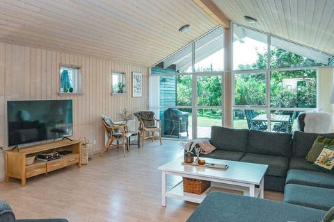 A holiday cottage with a smart layout, making sure the whole house is perfectly utilized. Relax in the whirlpool for 2 people or the sauna after a long day outdoors. The house is very well-equipped and the furniture is comfortable. The large yard is ...