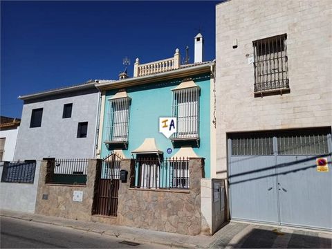 This well presented 3 bedroom, 2 bathroom townhouse of 165m2 build is located on a quiet wide, level street in Casariche, in the province of Sevilla, Andalucia, Spain. The property is composed of 2 floors and roof terraces. You enter the property fro...