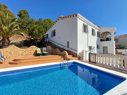 Bright and spacious modern villa complete with private pool garage fully fenced gardens separate guest apartment and fibre optic wifi Ready to move in this property is located at the end of a quiet cul de sac with panoramic views of the surrounding m...