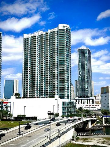 Welcome to WIND By Neo, where luxury living meets technological innovation. Nestled on the 35th floor, Unit 3512 offers a remarkable 1 Bed, 1 Bath condo with breathtaking views of the iconic Miami River. As you enter this meticulously designed space ...