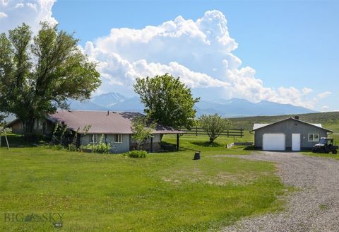Escape to your own slice of rural paradise in Wilsall, Montana! This cozy 2-bedroom, 1-bathroom home offers a peaceful retreat with stunning mountain views in almost every direction. Situated on a 2.15 acre, fully-fenced lot, your new abode boasts no...