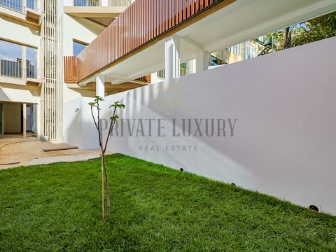 If you are looking for the pinnacle of luxury and comfort in Lisbon, this magnificent 1 bedroom flat with garden is the ideal choice. Located in the prestigious Avenidas Novas, in the heart of the city, this property offers a unique living experience...