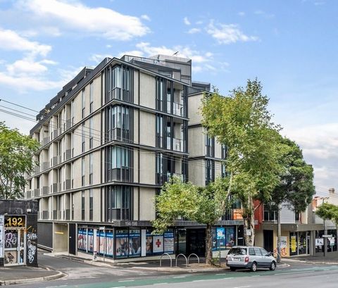 Welcome to your dream apartment at 198 St Kilda Road, located in the vibrant suburb of St Kilda. This stunning 1-bedroom, 1-bathroom apartment offers a luxurious and contemporary lifestyle in an unbeatable location. Modern Design and Spacious Interio...
