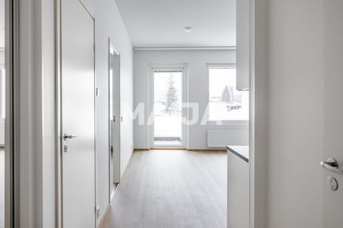 Rovaniemi's real estate market is thriving, making this apartment an excellent investment opportunity. Whether you're looking for a new home or a sound investment, this property ticks all the boxes! Don't miss the chance to make this stylish one-bedr...