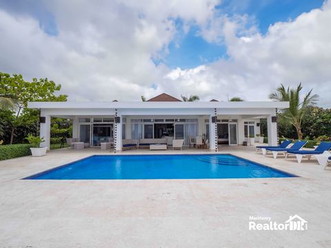 Copy the links below to: View the property on our website, realtordr.com ➡https://realtordr.com/property/rdr-53464/ Visit the profile of the listing agent, Sheyla Matos ➡https://realtordr.com/agent/sheyla-matos/ Discover the ultimate in luxury living...