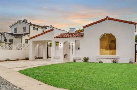 Step into this impeccably restored Spanish-style retreat that effortlessly merges timeless allure with contemporary convenience. Nestled in the picturesque View Heights neighborhood, this captivating 1930s bungalow boasts three bedrooms and two bathr...