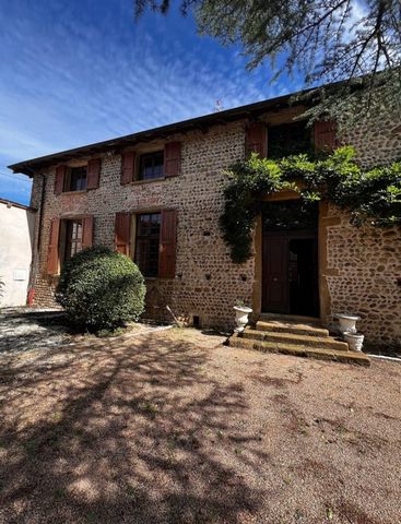 Belle propriété, maison de 430 m², piscine à Faramans 38260
