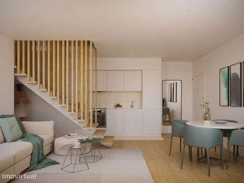 Graça I: História e Modernidade no Coração de Lisboa Este apartamento T2 com garagem privada e duas casas de banho oferece o equilíbrio ideal entre modernidade, conforto e localização privilegiada. Com uma área generosa, este imóvel representa uma op...