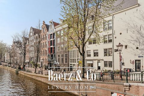Leidsegracht 74 A, 1016 CR AMSTERDAM Aan de karakteristieke Leidsegracht, midden in de geliefde Amsterdamse grachtengordel, bieden wij dit charmante en goed ingedeelde appartement aan van ca. 93 m². De woning beschikt over drie slaapkamers, een sfeer...