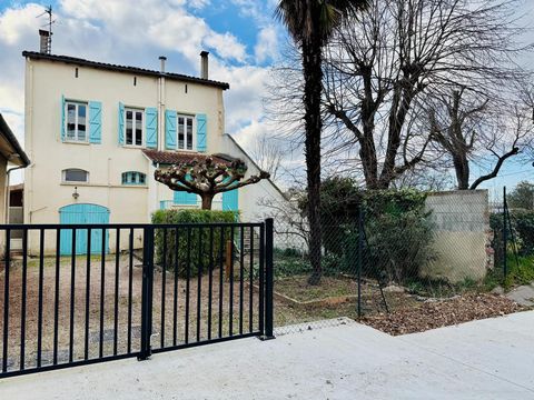 Maison T7 + Appartement T2 À RAFRAICHIR
