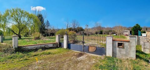 BONDIGOUX - Terrain constructible de 1340 m²