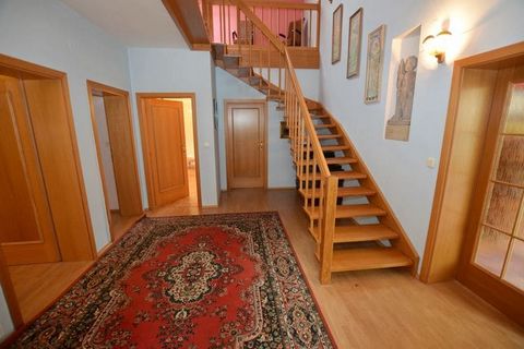 This detached, spacious villa has an enclosed garden with swimming pool. It is very suitable for friends and families with children. The residence is located in the village of Sýkořice, centrally located in the Bohemian Paradise and 11 km east of the...