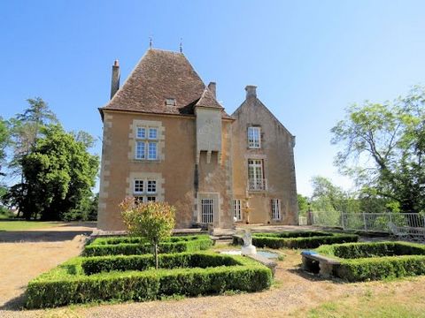 15th, 16th and 19th century castle with outbuildings on approx. 25ha of land Between river and canal, perfectly preserved from any nuisance in its green setting, this property is located less than 5 minutes from a town with all amenities of around 16...