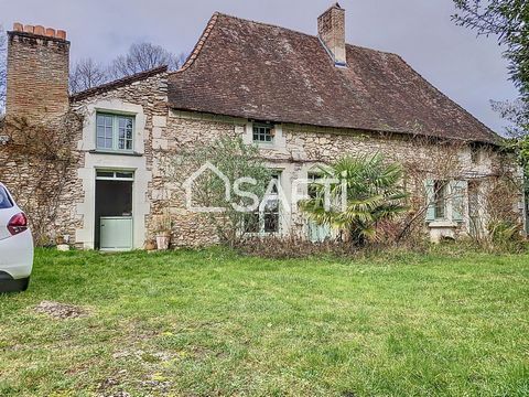 Located in the charming town of Mouliherne (49390), this house benefits from a peaceful and green setting. With a plot of 785 m², it offers generous outdoor space to enjoy the surrounding nature. Two parking spaces, a garage and a box provide conveni...