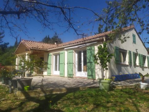 Situated in an elevated position his spacious 3 bedroomed property has fabulous views to the surrounding mountains, secluded yet just a short walk from the centre of the popular town of Quillan. The house is beautifully presented throughout, having b...