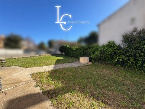 Summary LC Immo Company is pleased to present to you this charming 3-sided house of 67 m2 on a plot of 300 m2, located in a highly sought-after area 15 minutes from the city center. It is equipped with exceptional services, you will find a warm atmos...