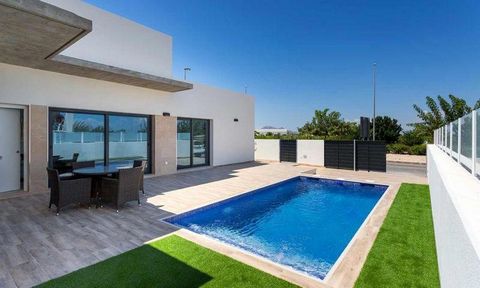 MEDITERRANEAN DESIGN VILLA CLOSE TO EVERYTHING~ ~ Villa with 3 bedrooms with fitted wardrobes and 2 bathrooms and with 18 m2 of terrace. The dining room offers direct access to the private pool and outdoor spaces.~ ~ Close to all services, these vill...