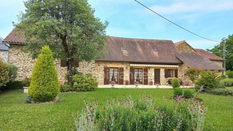 Dpt Dordogne (24), à vendre SAINT JORY DE CHALAIS maison P6 de 151,25 m² - Terrain de 3 178,00 m² - Plain pied