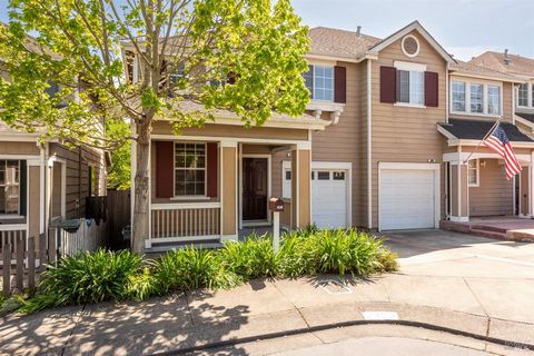 This 2 bedroom / 2.5 bathroom McNear Landing home features two primary suites on the upper level with abundant light and large closets. There is a laundry alcove (washer and dryer included) and nook on the upper landing as well. The light and bright ...