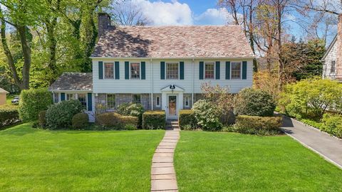 Nestled on one of the prettiest streets in the coveted Edgewood neighborhood, this exquisite family home exudes charm and elegance at every turn. Boasting a plethora of desirable features and ample living space, this residence offers easy access to l...