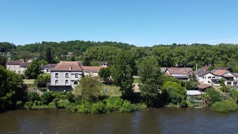 LALINDE (24150) - Ensemble charmant de deux maisons entièrement rénovées, situées au bord de la rivière la Dordogne. Chaque habitation est indépendante mais elles peuvent être combinées en une maison spacieuse. Prix euros 305.000 FAI à la charge du v...