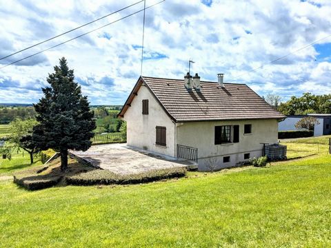 Venez découvrir cette charmante maison individuelle de 84m² habitables environ, nichée sur les hauteurs de Paray-le-Monial, à seulement 10 minutes à pied du centre-ville. Située dans un quartier calme, elle offre une vue dégagée exceptionnelle sur le...