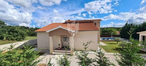 Location: Istarska županija, Poreč, Poreč. Poreč, surroundings, excellent detached house! In the suburbs of the city of Poreč, only 15 km from the beaches, this detached house with a swimming pool is for sale, fully furnished. Its total area is 151 m...