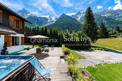 Chamonix Sotheby’s International Realty presents Chalet Victoire, a magnificent 150 m² property offering 5 bedrooms, 6 bathrooms, a beautifully landscaped 941 m² garden, and an elegant terrace. Ideally located between Chamonix and Les Houches, in the...