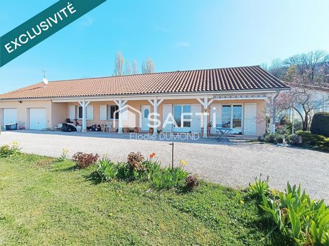 Très belle maison de plain-pied d'une surface habitable de 137 m2 sur terrain clos de 3850 m2 constructible.