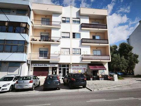 Estabelecimento comercial para venda, com recheio incluído para o negocio de churrasqueira, o mesmo tem alvará de restauração e bebidas caso pretenda manter para negocio do ramo de hotelaria.
