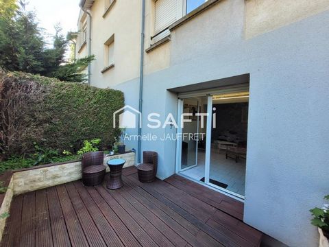 A 700m de la gare, bel appartement T2 avec jardin.