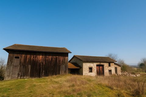 Séchoirs & grange à rénover sur 1,4 hectare
